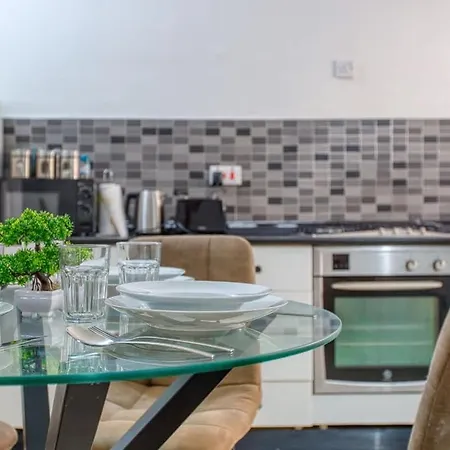 Mellieha With Sea Views & Magical Sunsets Appartement *