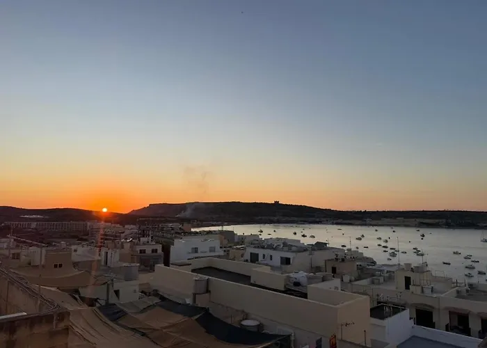 Mellieha With Sea Views & Magical Sunsets Lägenhet Is-Sellum