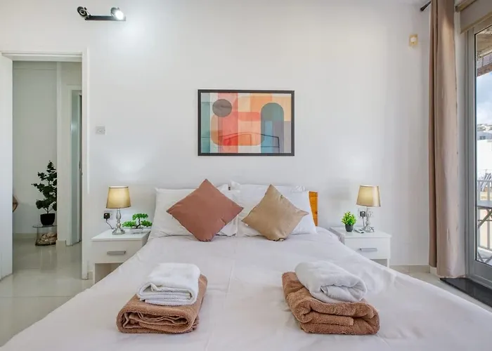 Mellieha With Sea Views & Magical Sunsets Appartement