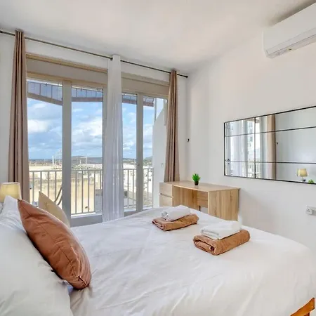 Mellieha With Sea Views & Magical Sunsets * Is-Sellum