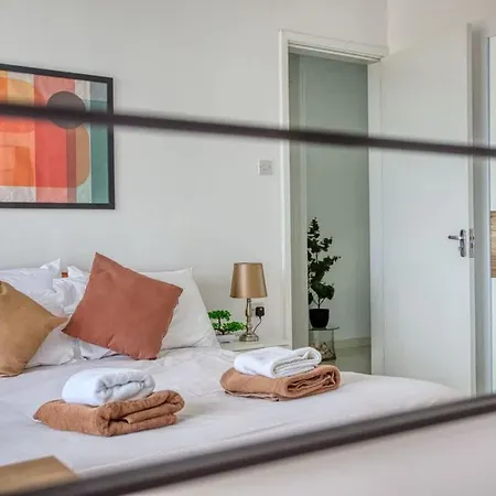 Appartement Magical Sunsets, Top Floor 2Br ,Walk To Beach *